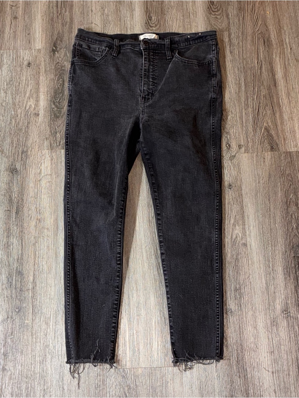 Madewell Black Denim Jeans Label Detail